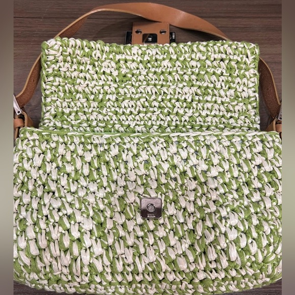 Rare Fendi Green Woven Baguette - Picture 6 of 9